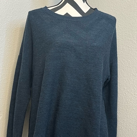 Eileen Fisher 100% Merino Wool Sz M Navy Blue Sweater - Picture 4 of 13
